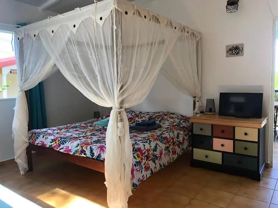 Apartment Gite Studio Marlin Bouillante